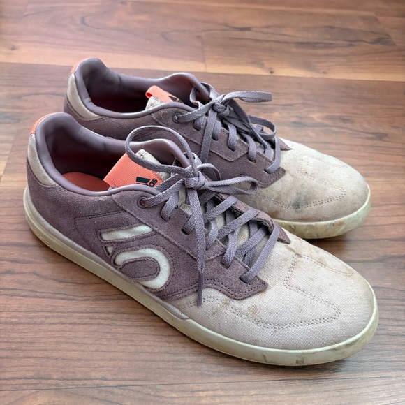 Adidas 5 10 mountain bike shoes (women’s 11) - Picture 1 of 2